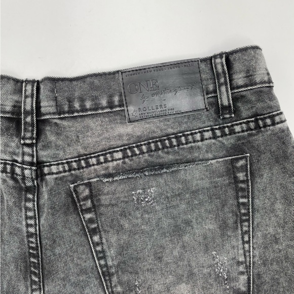 One Teaspoon Rollers Destroyed Denim Jean Shorts Coal Black Wash - Picture 11 of 15